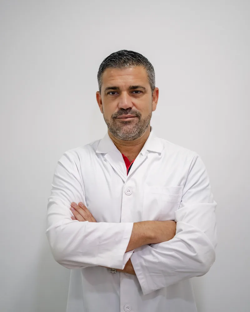 Daniel Fernández Rodríguez, coordinación, asesor y atención al paciente en Santa Clara Salud Dental (Sevilla)